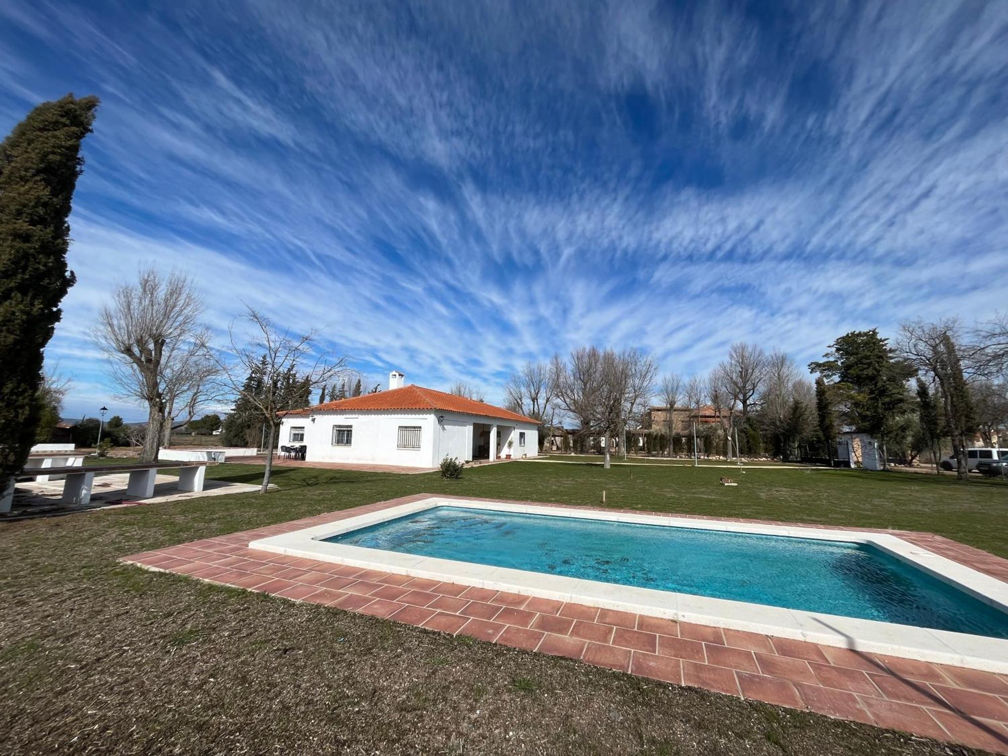 Villa Mercedes Argamasilla de Calatrava المظهر الخارجي الصورة