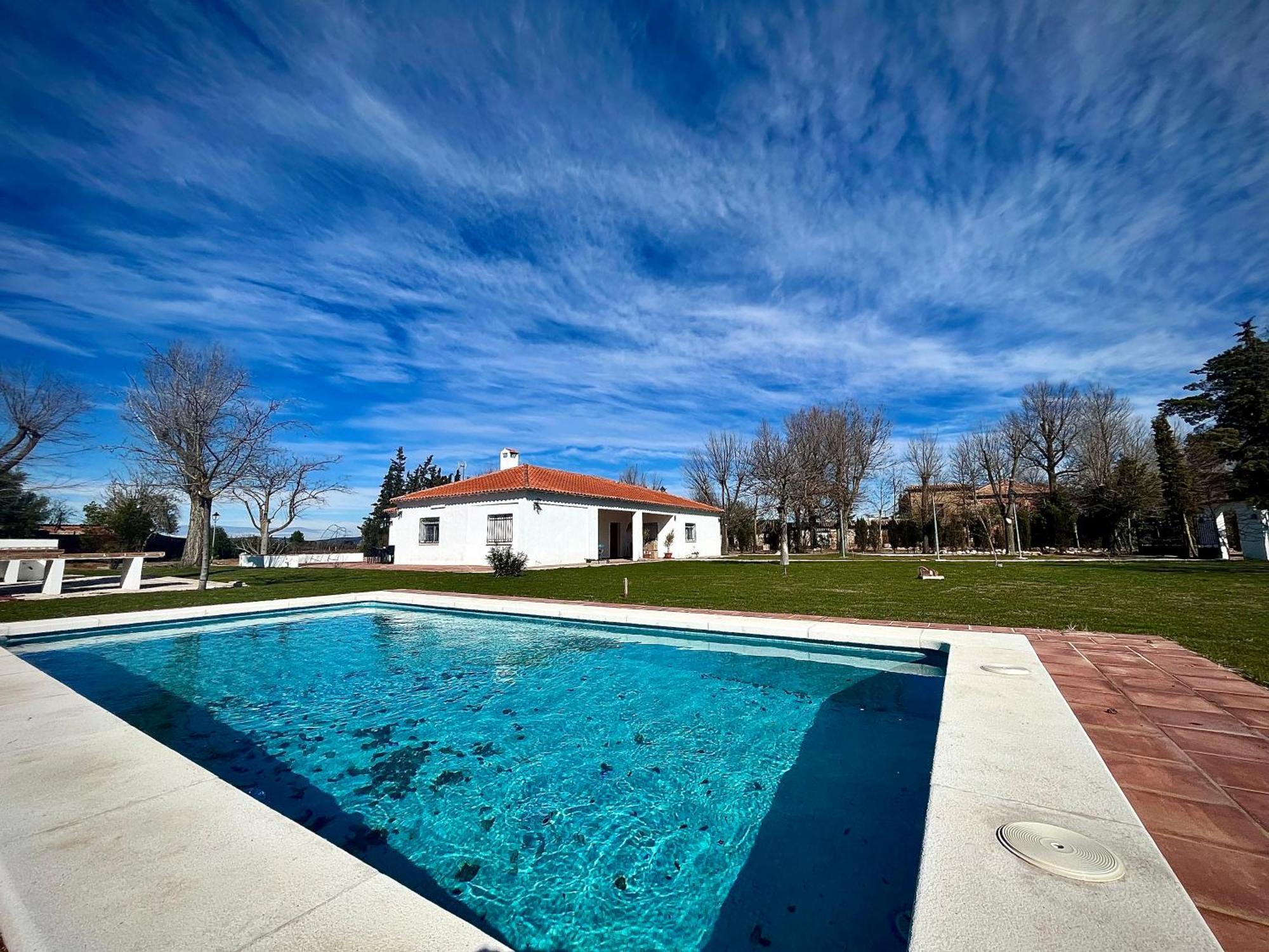 Villa Mercedes Argamasilla de Calatrava المظهر الخارجي الصورة